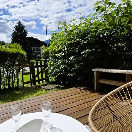 Joli Avec Terrasse