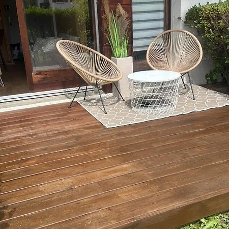 Joli Avec Terrasse 公寓