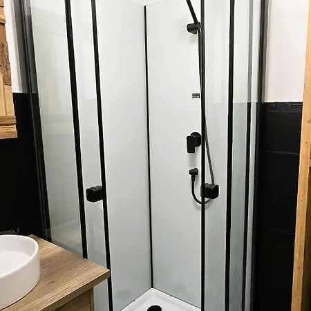 Joli Avec Terrasse Sallanches