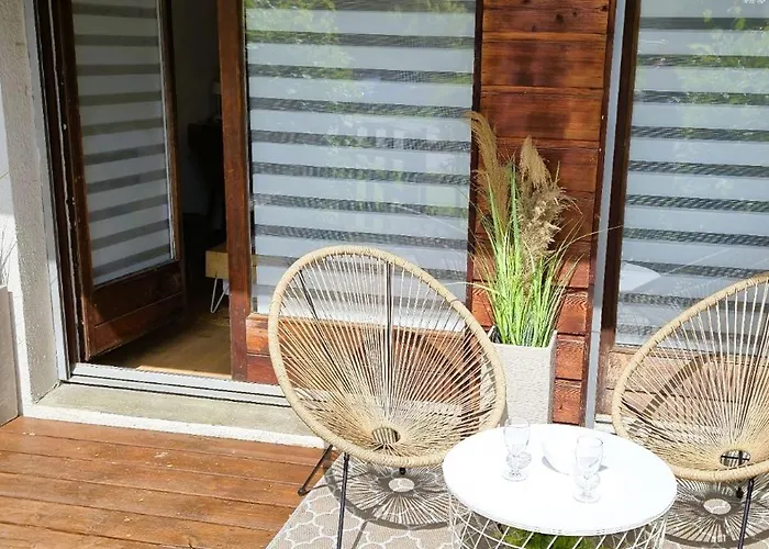 Appartement Joli Avec Terrasse
