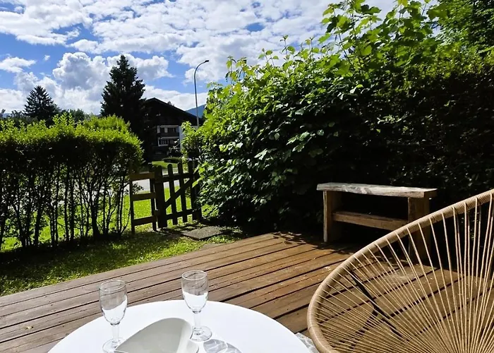 Joli Avec Terrasse